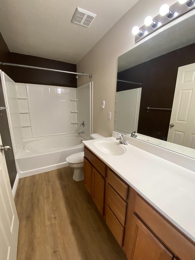 Building Photo - 13513 Mimosa Cir
