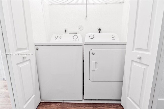 Building Photo - 21007 NW 14th Pl