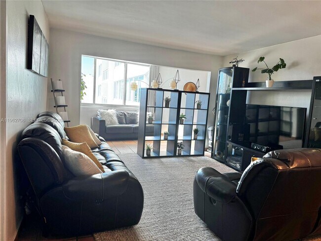 Building Photo - 7135 Collins Ave