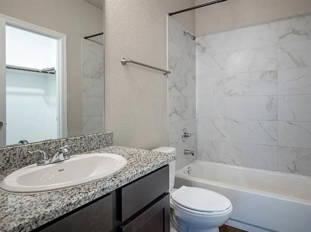 Building Photo - 2709 Vine Ct