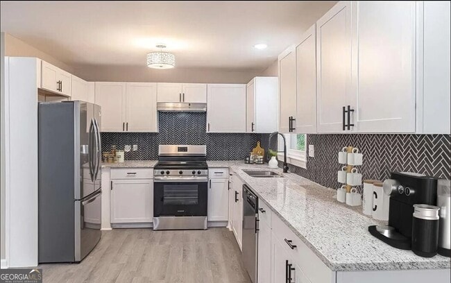 Building Photo - 1523 Delia Dr