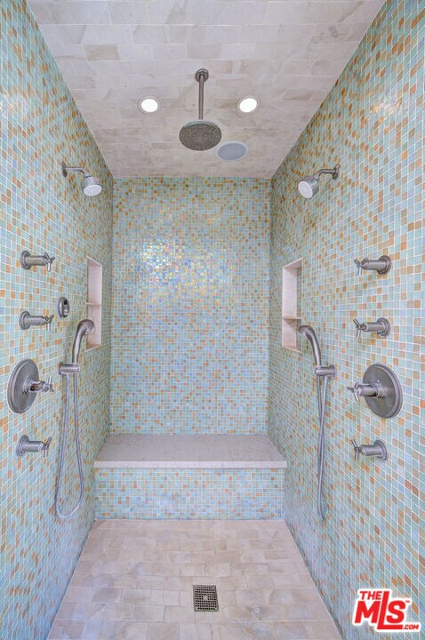 Building Photo - 6000 Philip Ave