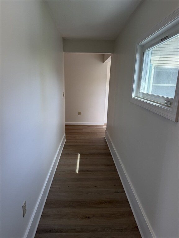 Building Photo - 326 N Main St