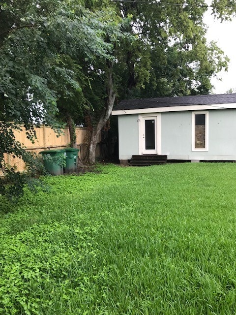 Building Photo - 7038 Quince St