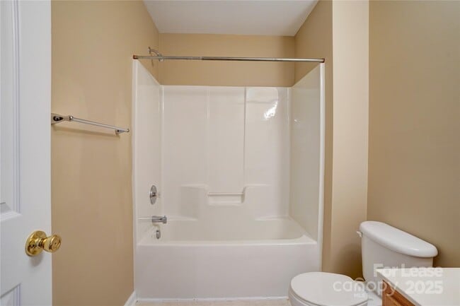 Building Photo - 12411 Stratfield Pl Cir