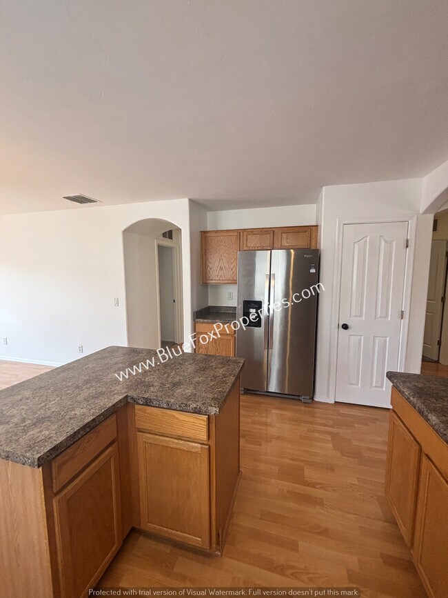 Building Photo - 9978 E Apache Rain Dr