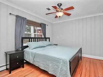 Building Photo - 3419 Country Club Dr