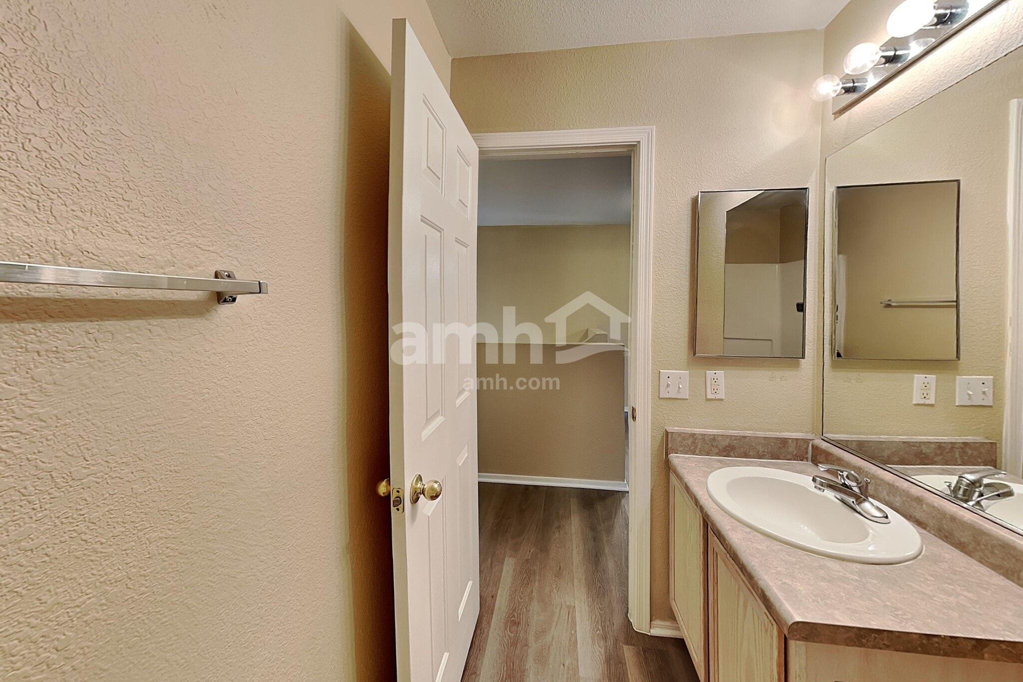 Building Photo - 360 E Atlas Cedar Pl