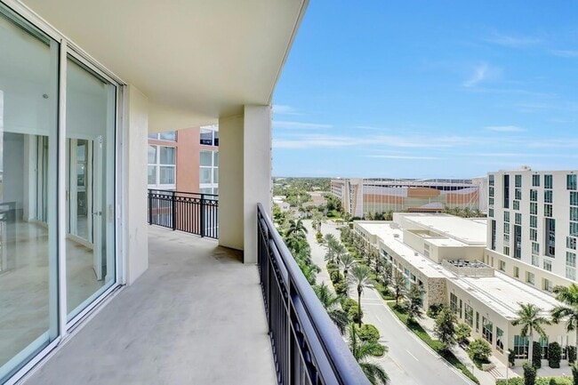 Building Photo - 550 Okeechobee Blvd