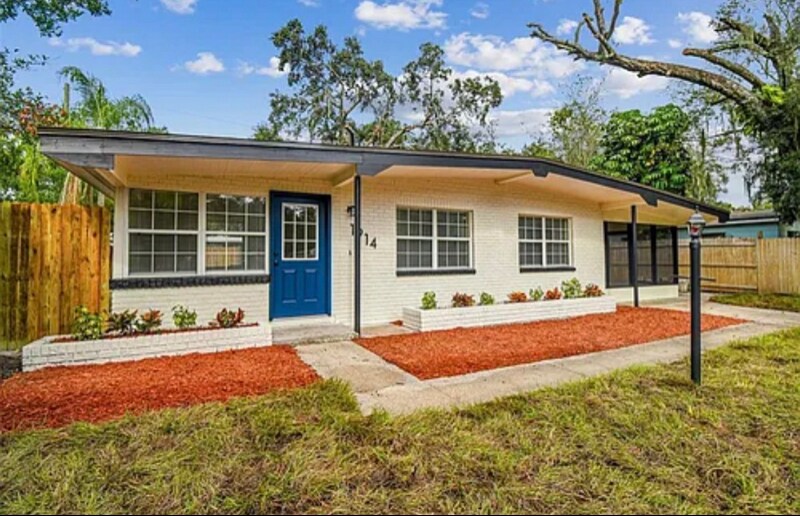 Building Photo - 1914 E Crenshaw St