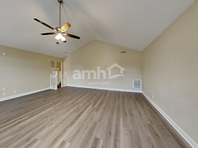 Building Photo - 2608 Welshcrest Dr