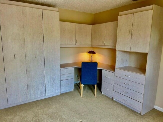 Building Photo - 1420 Ocean Way