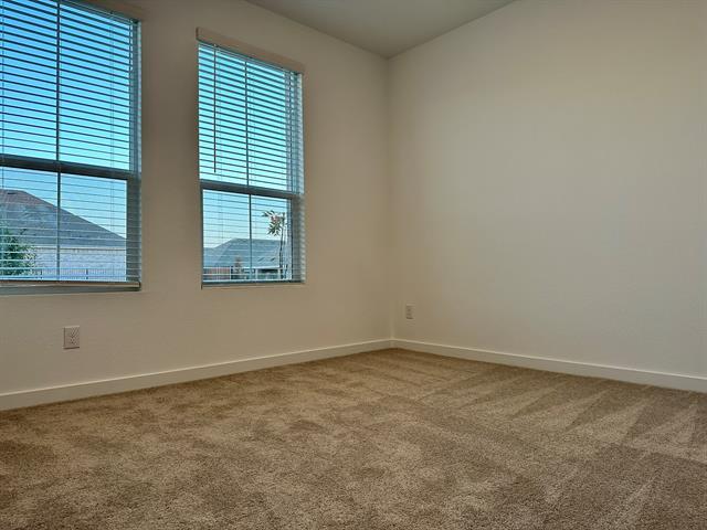 Building Photo - 2412 Conroe Rd