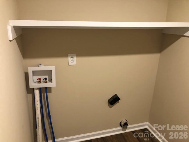 Building Photo - 3714 NC-27