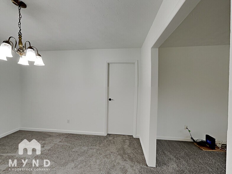 Building Photo - 4906 Wolverton Dr