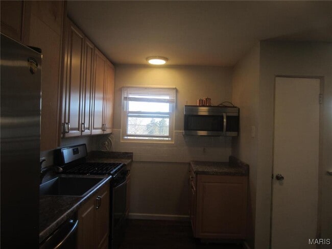 Building Photo - 3909 Southern Aire Dr