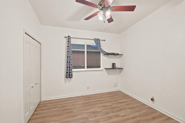 Building Photo - 13623 Summer Glen Dr