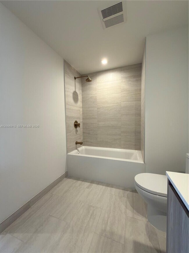 Building Photo - 77 SE 5th St