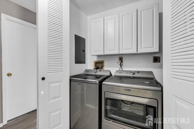 Building Photo - 2609 Lighthouse Ln