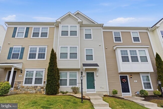 Building Photo - 37 Britania Ct