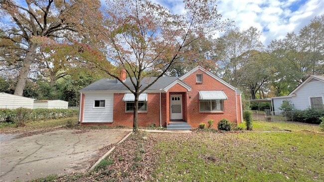 Primary Photo - 222 Hunter Ln