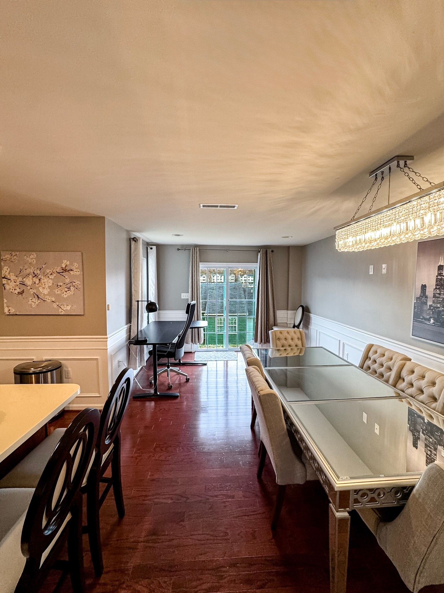 Building Photo - 209 Raven Run