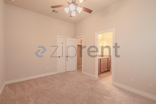 Building Photo - 27827 Patsy Pence St