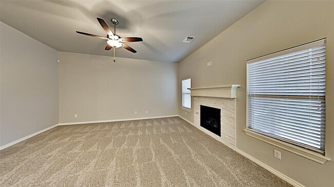 Building Photo - 6224 Beverly Hills Dr