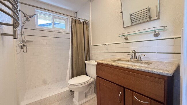 Building Photo - 4BD/2BA Willow Glen Home with Remodeled Chef's Kitchen