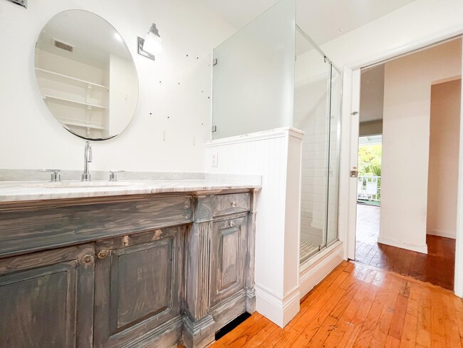 Building Photo - 1713 Florida Ave