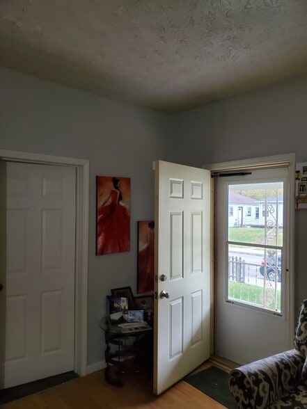 Building Photo - 2862 N Olney St