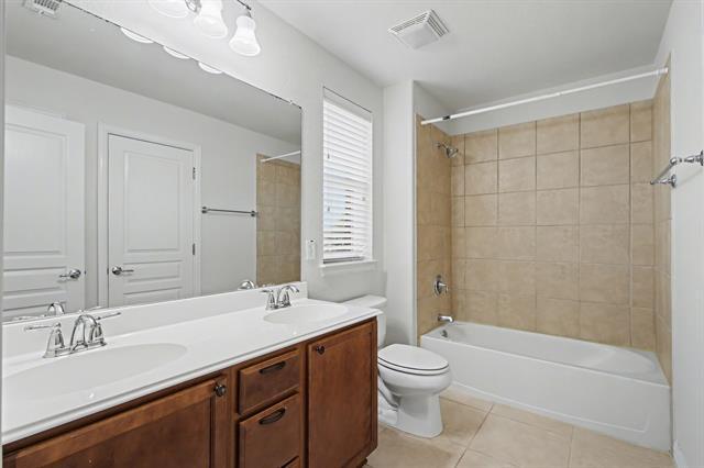 Building Photo - 6131 Myrtle Ln