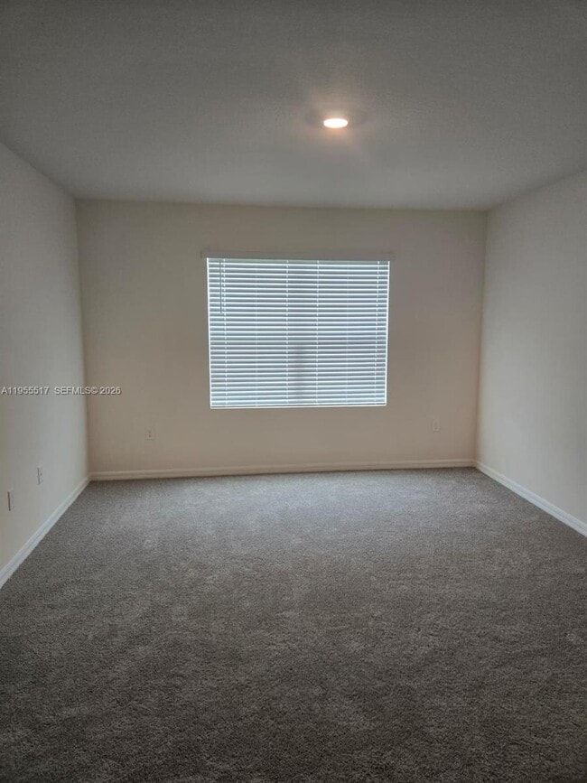 Building Photo - 492 Taylor Grvs St