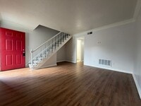 Building Photo - 3408 Clingstone Way