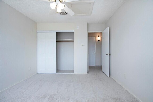 Building Photo - 12251 Copper Tree Pvt Ln