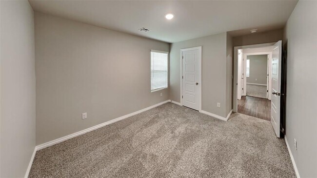 Building Photo - 16300 Cherokee Trl