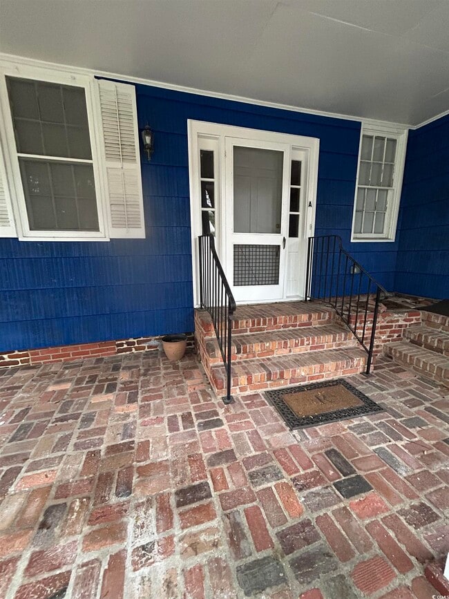 Building Photo - 520 Highmarket St