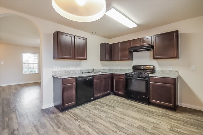 Building Photo - 24111 Avogadro Dr