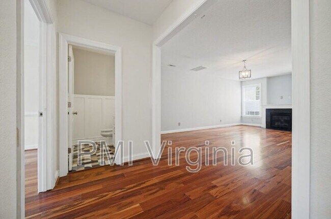 Building Photo - 810 Great Marsh Ave