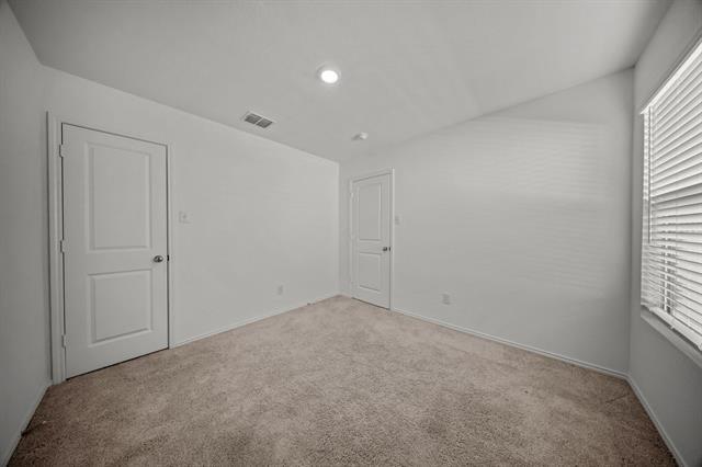 Building Photo - 2402 Mobile St