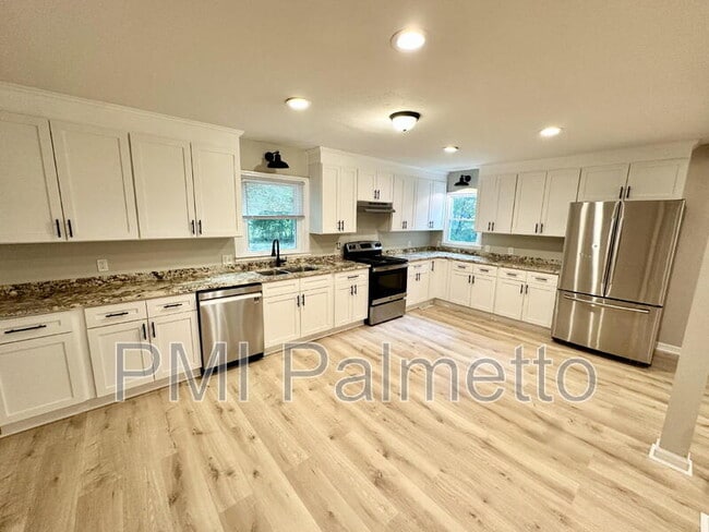 Building Photo - 948 Wateree Blvd