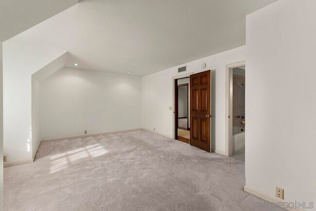 Building Photo - 6350 Calle Del Campanario
