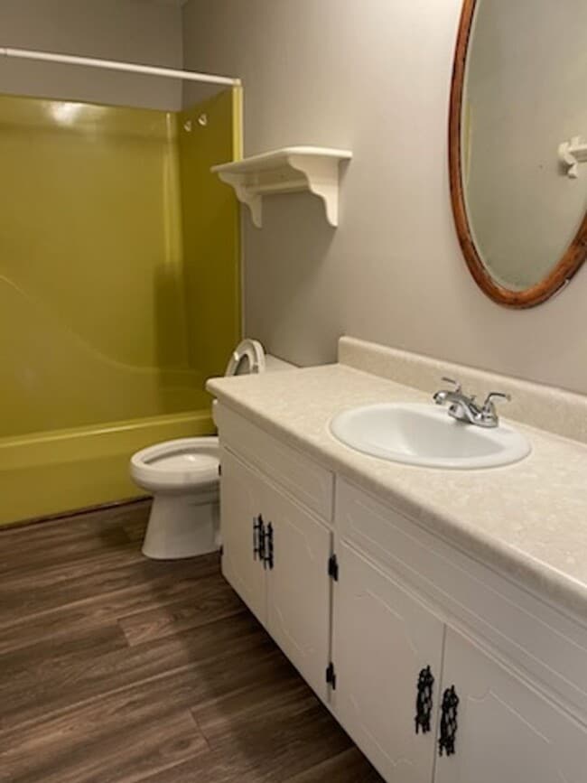 Building Photo - SINGLE FAMILY HOME