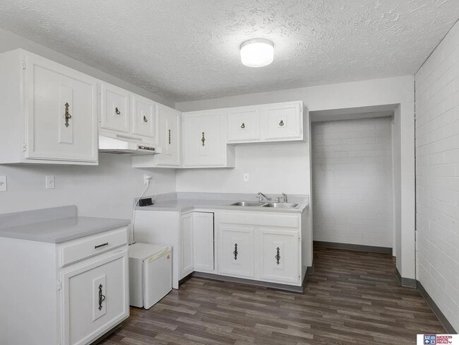 Building Photo - 4626 Eden Cir