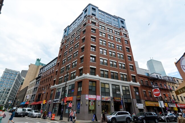 Building Photo - 42 Beach St