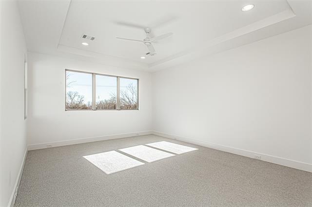 Building Photo - 1107 Mt Auburn Ave