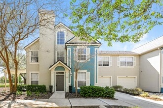 Building Photo - 13700 Richmond Park Dr N