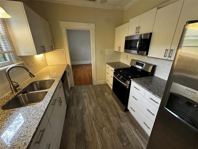 Building Photo - 4932 Victor St