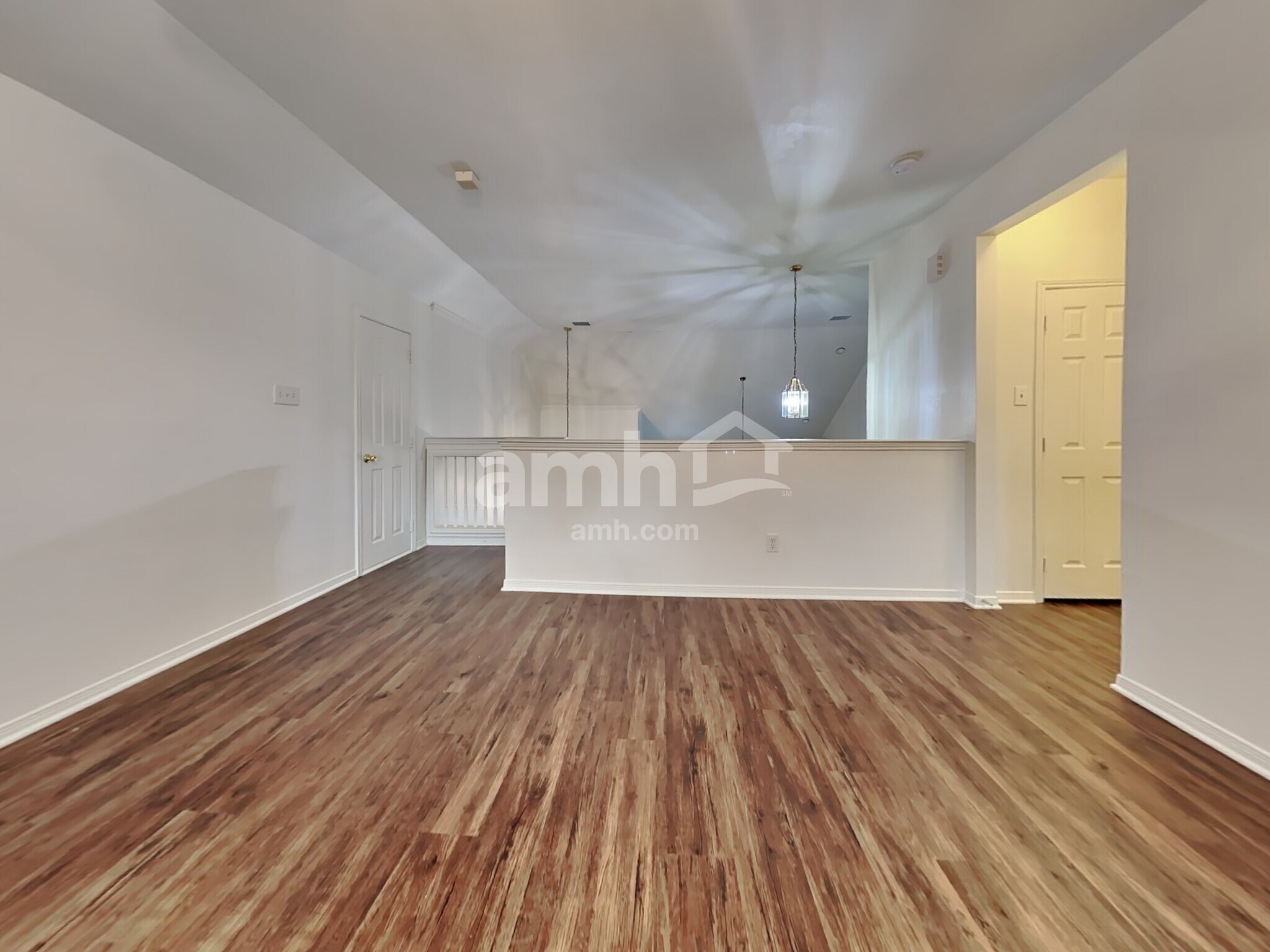 Building Photo - 1304 Carriage Ln