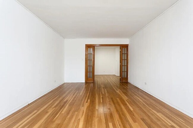 Building Photo - 488 Ocean Pkwy